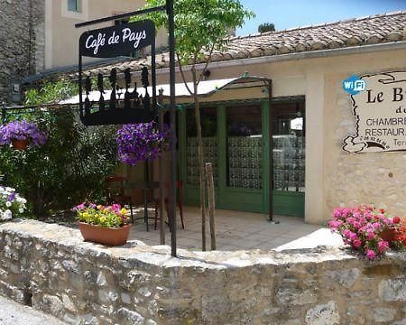 Auberge Le Bistrot De Lussan Lussan  Exteriör bild