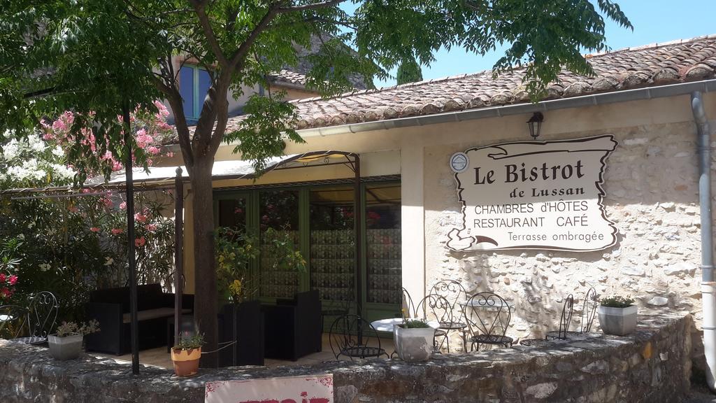 Auberge Le Bistrot De Lussan Lussan  Exteriör bild